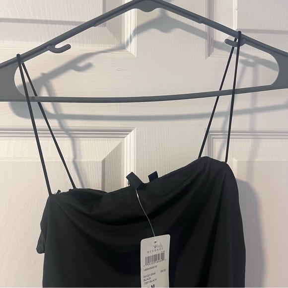 Windsor Elegant Black Gown - Picture 3 of 3